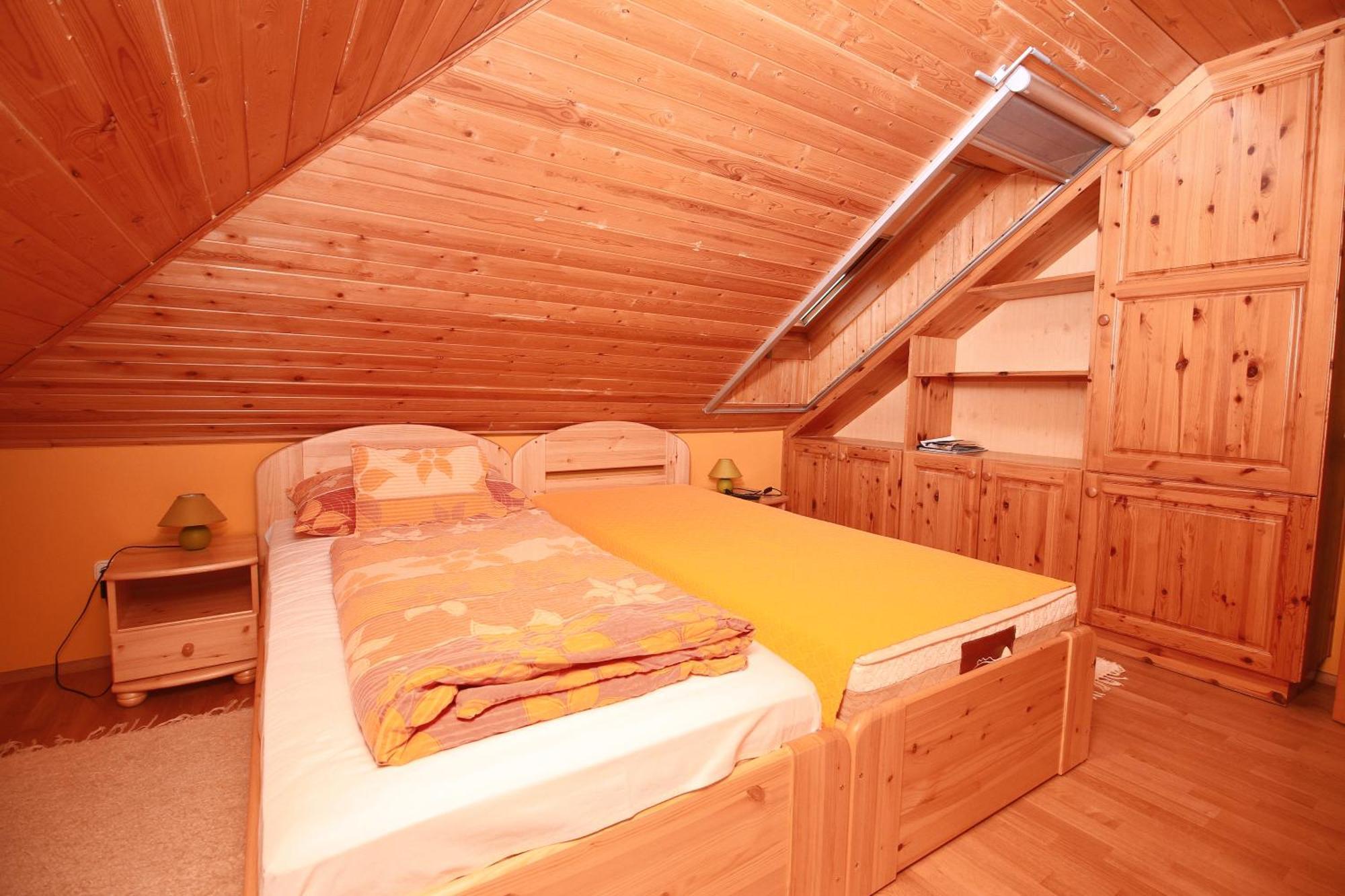 Bo-Ni Vendeghaz Hotel Fertod Bagian luar foto